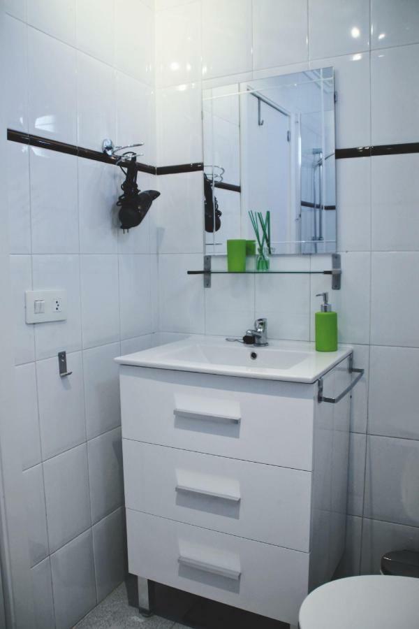 Apartamento Centrio, Teatro Alicante Luaran gambar